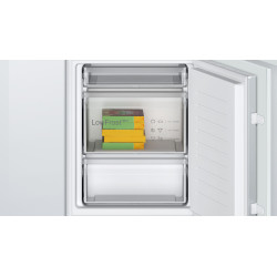 BOSCH Frigorífico Combi Integrable Bosch KIV86VSE0 - Clase E, 267 litros, 177x55 cm, Low Frost, Blanco